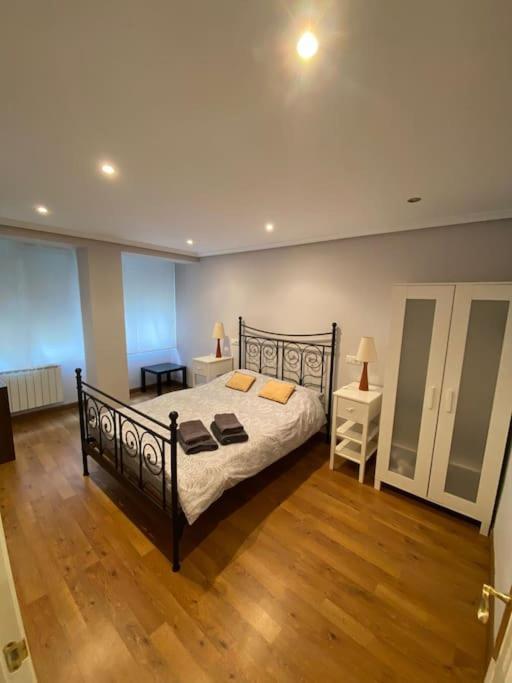 Apartment En El Centro De Oviédo